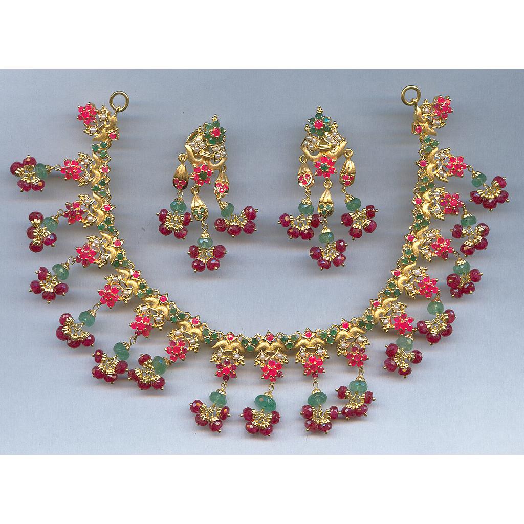 GOLD HALF SET ROUND REALSTONE EXCLUSIVE