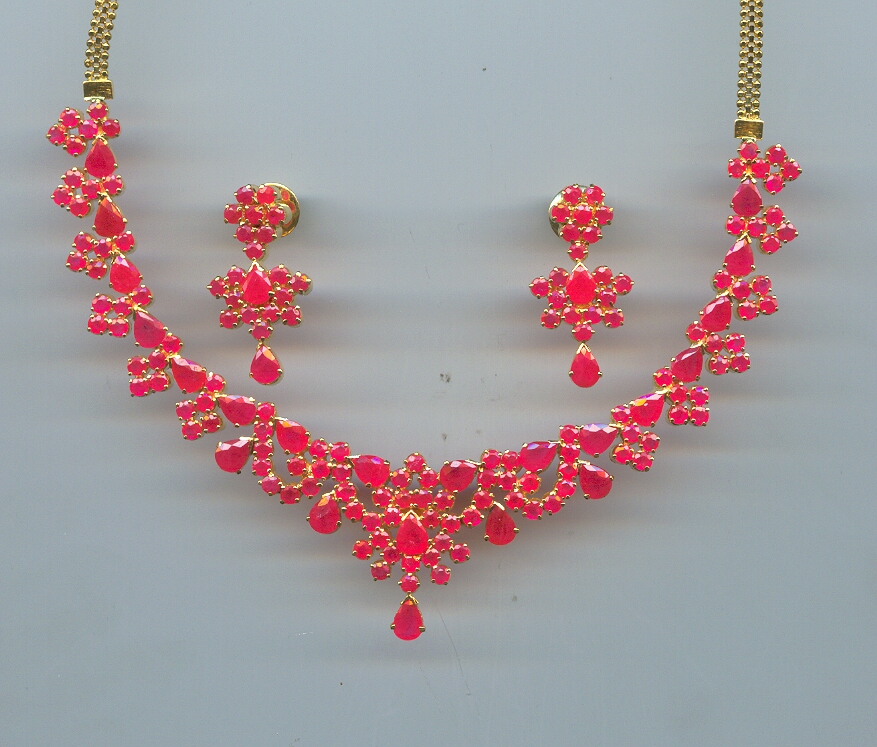 GOLD HALF SET ROUND REALSTONE GENERAL