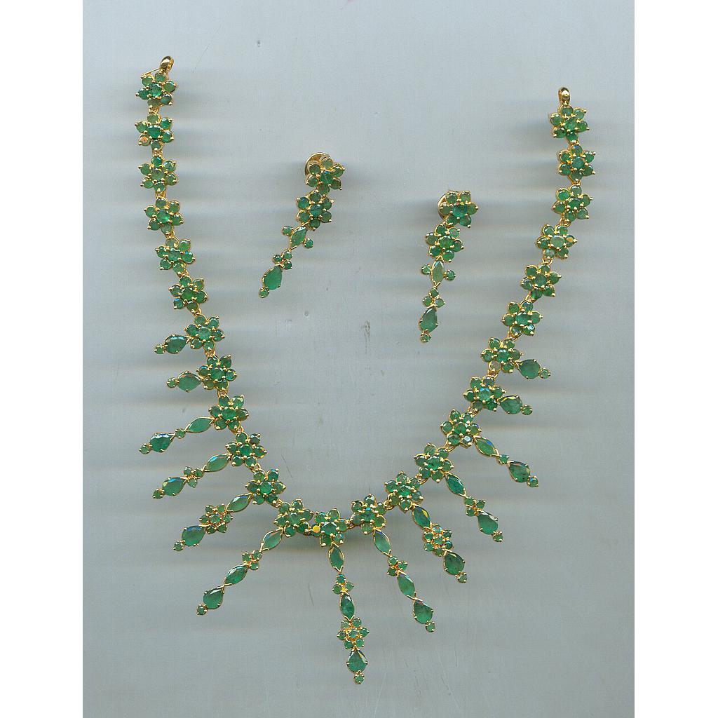 GOLD HALF SET ROUND REALSTONE GENERAL