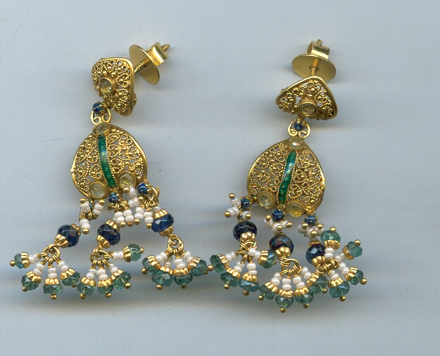 GOLD HANGING ANTIQUE EXCLUSIVE