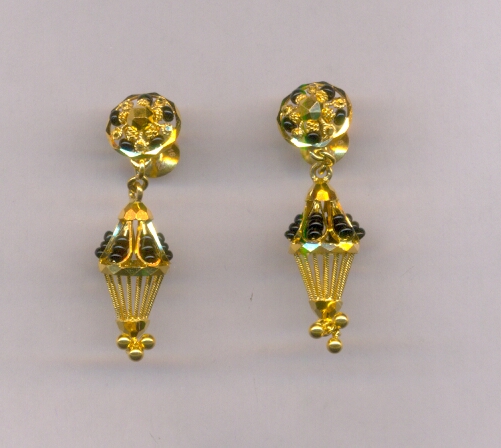 GOLD HANGING CASTING EXCLUSIVE