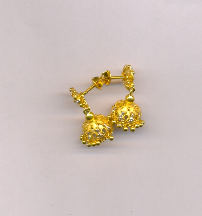 GOLD HANGING PLAIN EXCLUSIVE