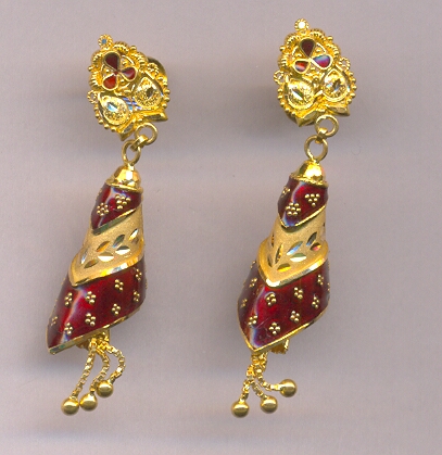 GOLD HANGING PLAIN FANCY