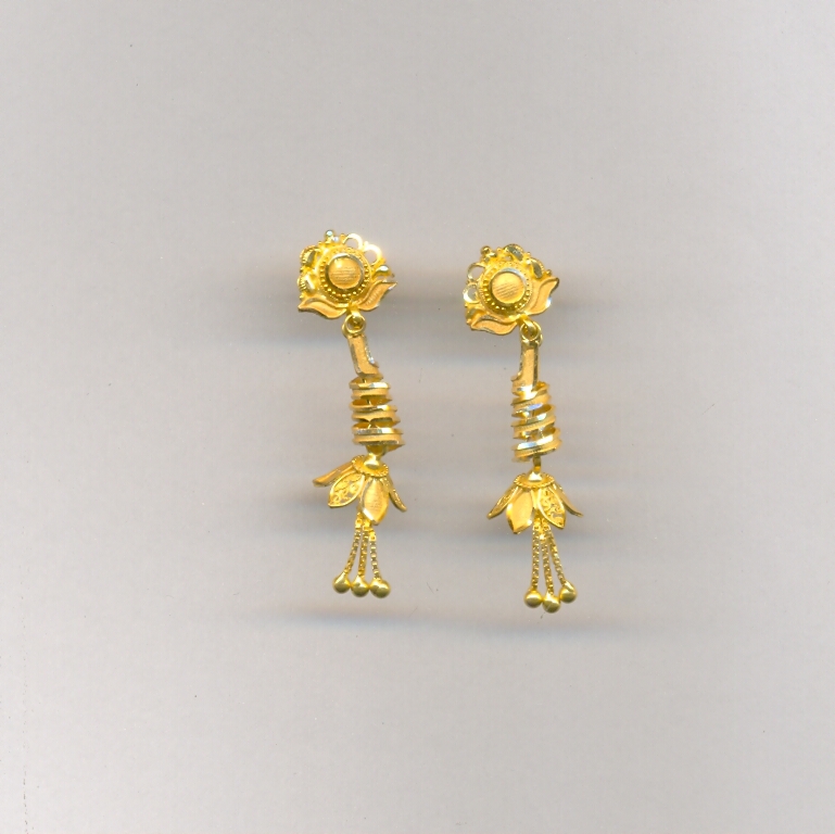 GOLD HANGING PLAIN FANCY