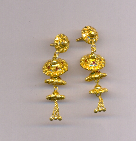 GOLD HANGING PLAIN FANCY