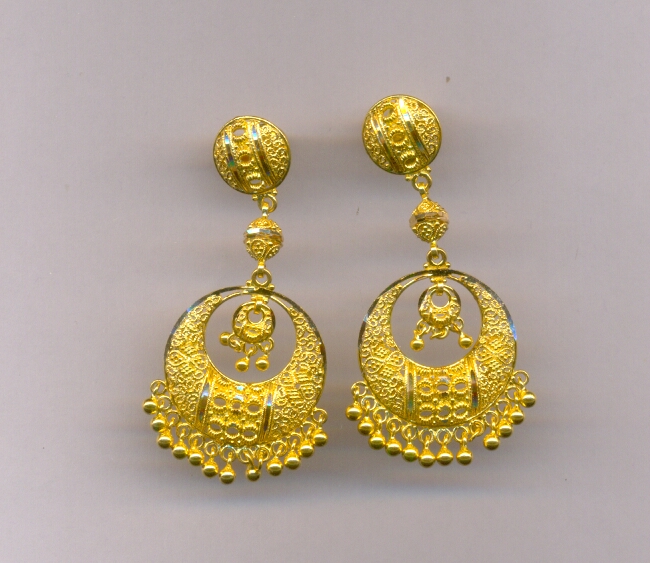 GOLD HANGING PLAIN FANCY