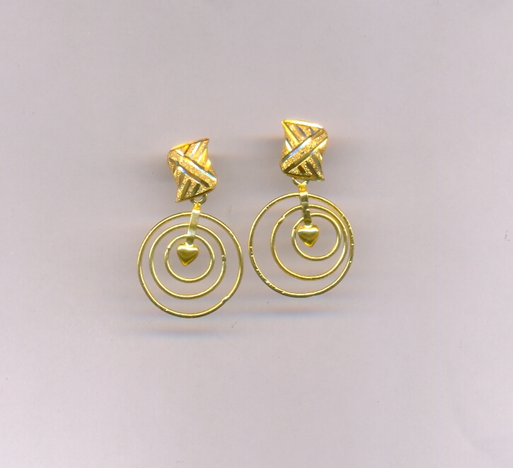 GOLD HANGING PLAIN FANCY