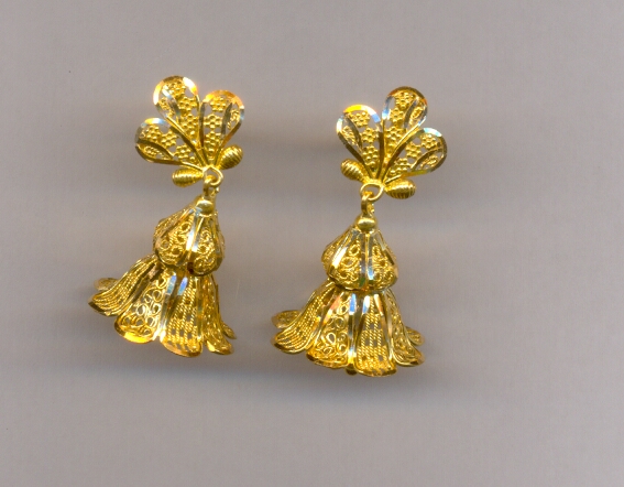 GOLD HANGING PLAIN FANCY