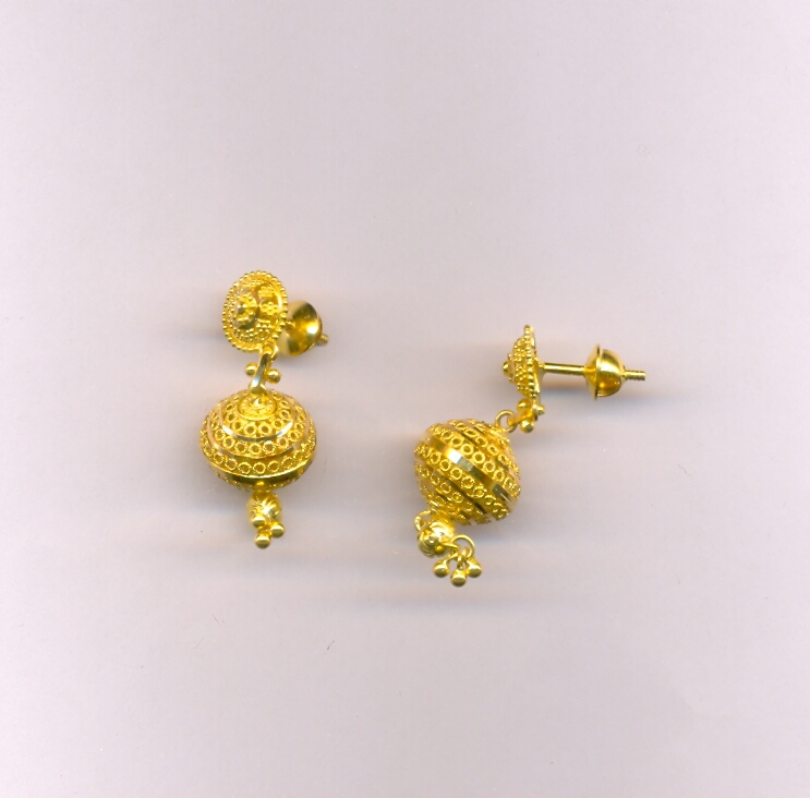 GOLD HANGING PLAIN FANCY
