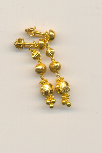 GOLD HANGING PLAIN FANCY
