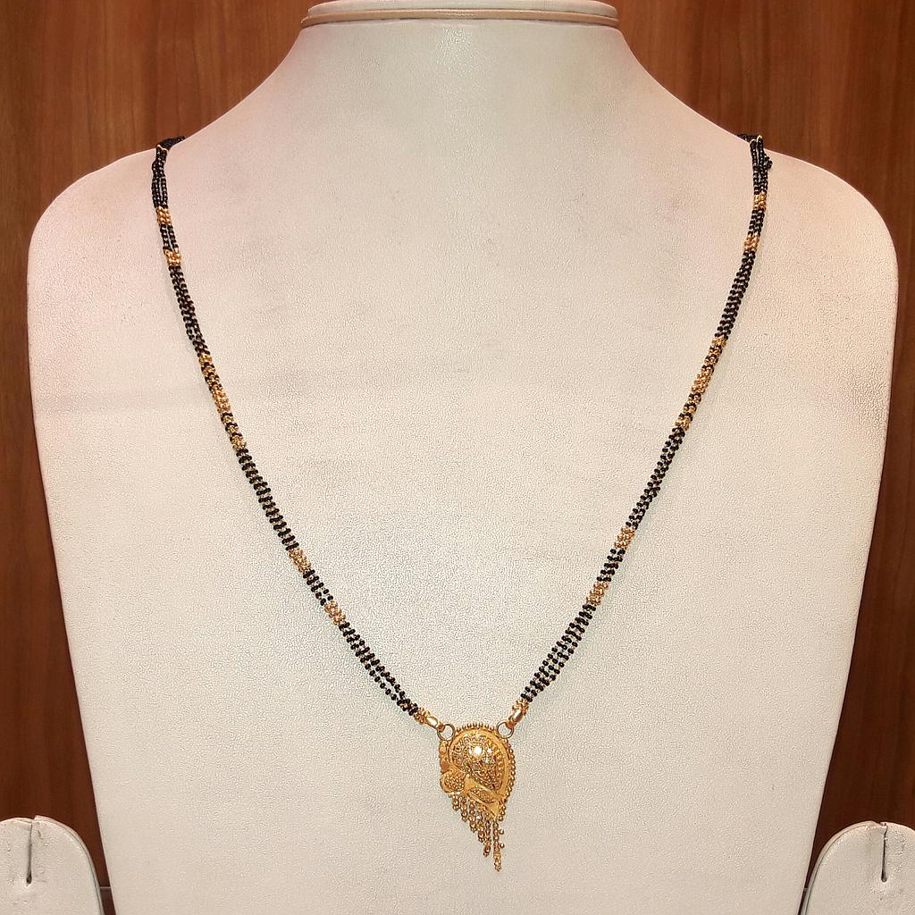 GOLD MANGALSUTRA PLAIN FANCY