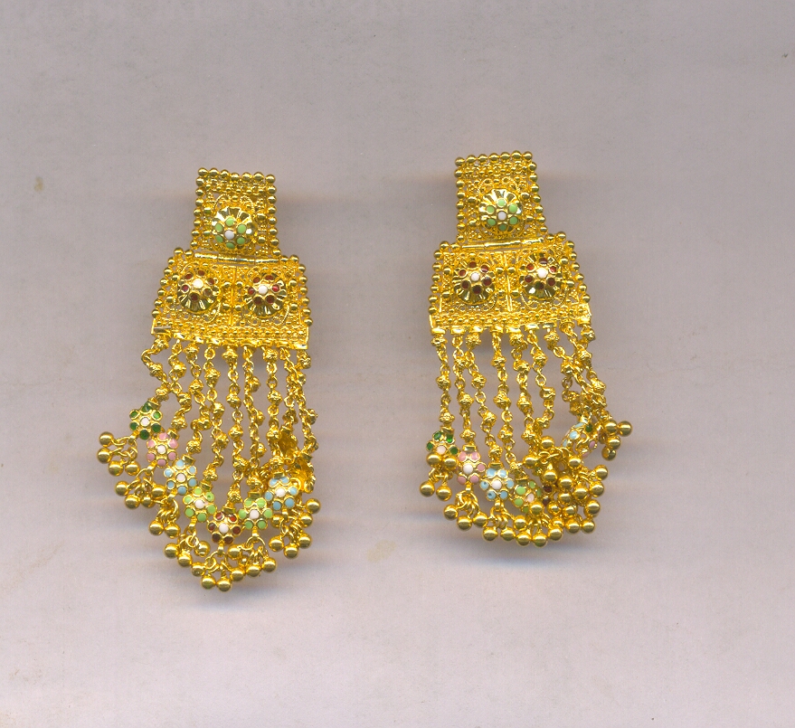 GOLD HANGING PLAIN FANCY