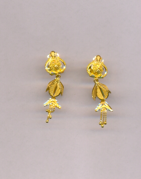 GOLD HANGING PLAIN FANCY