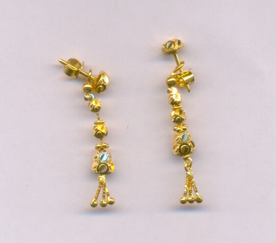 GOLD HANGING PLAIN FANCY