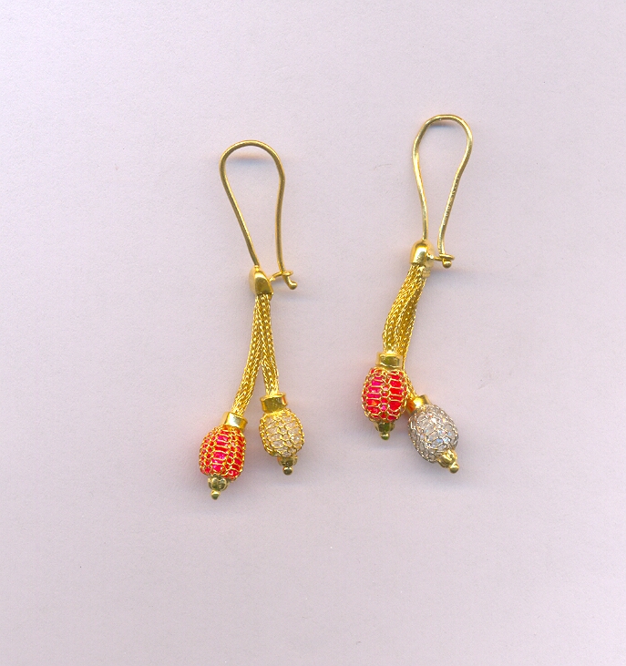 GOLD HANGING PLAIN FANCY
