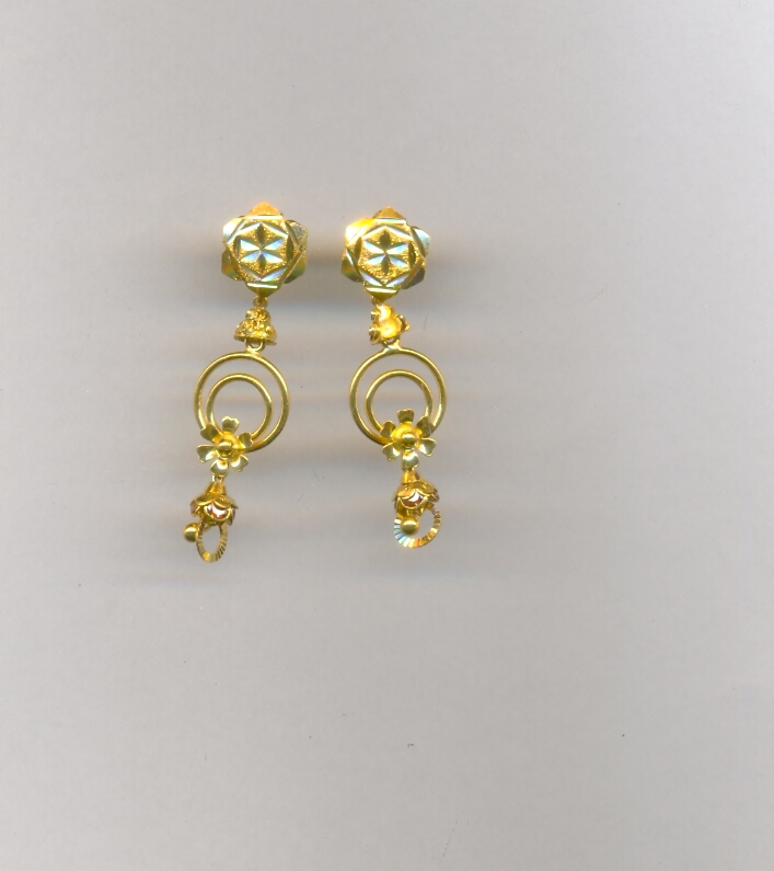 GOLD HANGING PLAIN FANCY