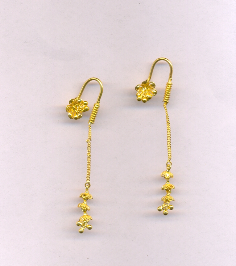 GOLD HANGING PLAIN FANCY