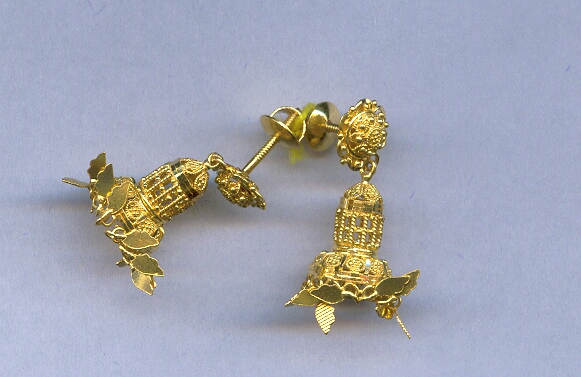 GOLD HANGING PLAIN GENERAL