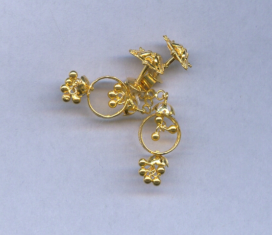 GOLD HANGING PLAIN GENERAL