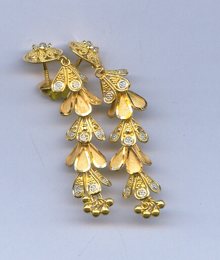 GOLD HANGING PLAIN GENERAL