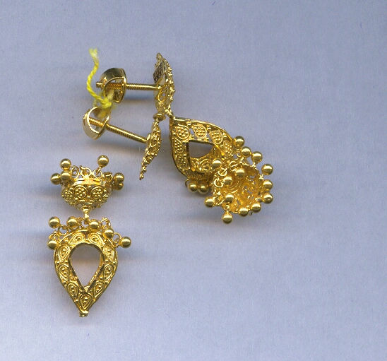 GOLD HANGING PLAIN GENERAL