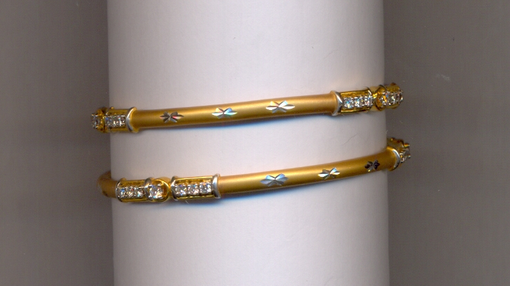 DIAMOND BANGLE