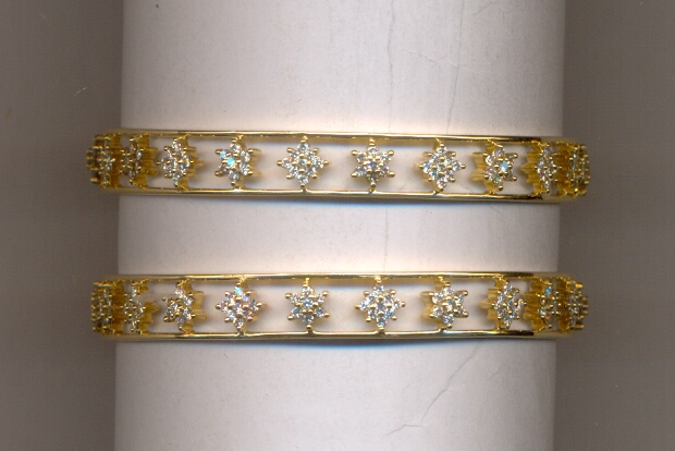 DIAMOND BANGLE