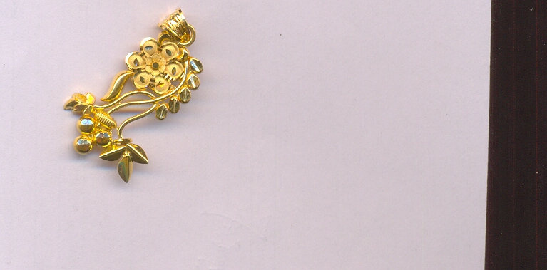 GOLD PENDENT