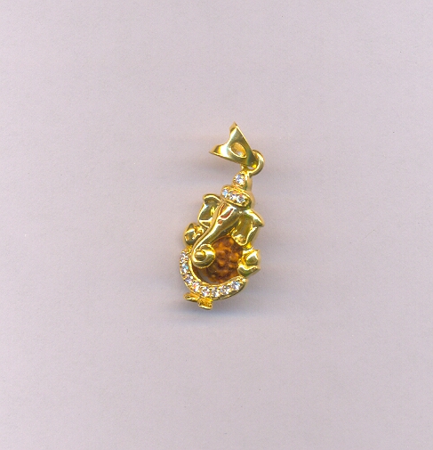 GOLD PENDENT
