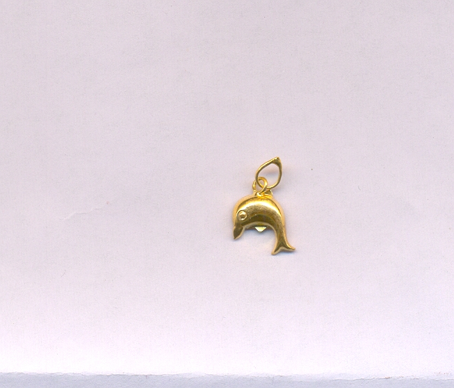 GOLD PENDENT