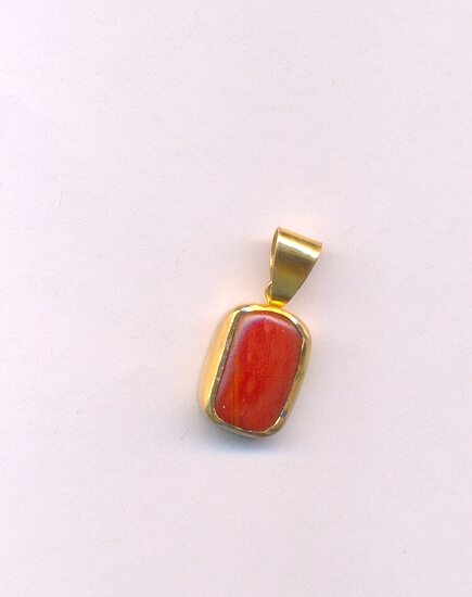 GOLD PENDENT