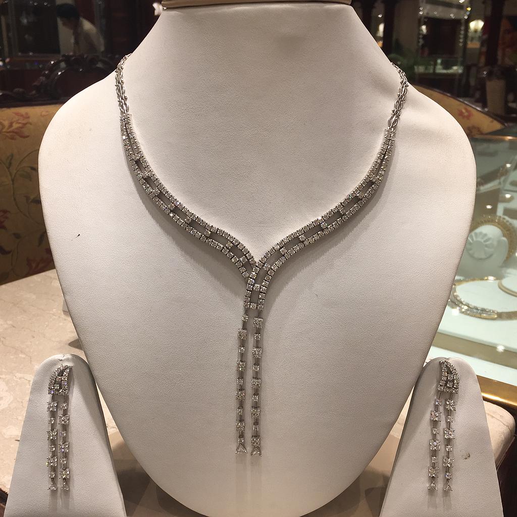 DIAMOND HALF SET ROUND