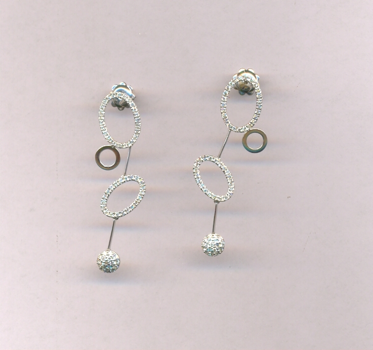 DIAMOND EARHANGING