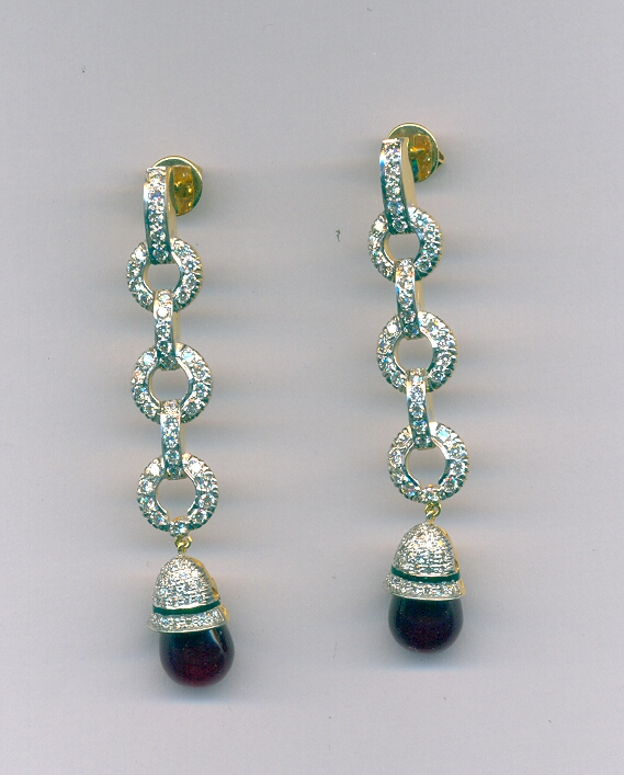DIAMOND EARHANGING