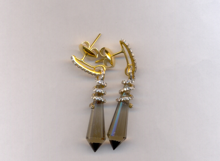 DIAMOND EARHANGING