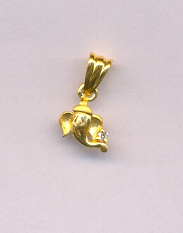 GOLD PENDENT DESIGNER EXCLUSIVE