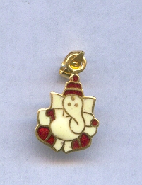 GOLD PENDENT DESIGNER EXCLUSIVE