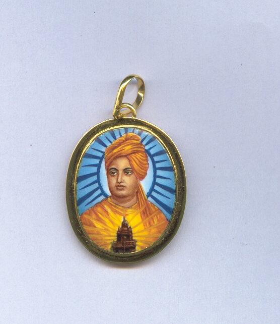 GOLD PENDENT PLAIN EXCLUSIVE