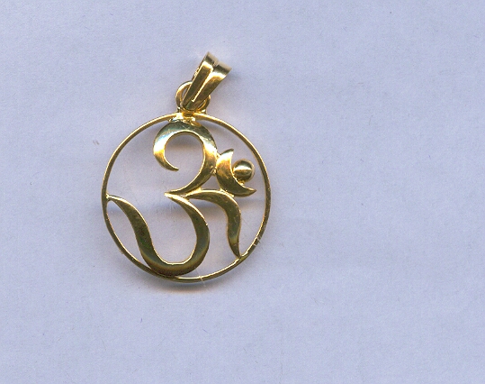 GOLD PENDENT PLAIN EXCLUSIVE