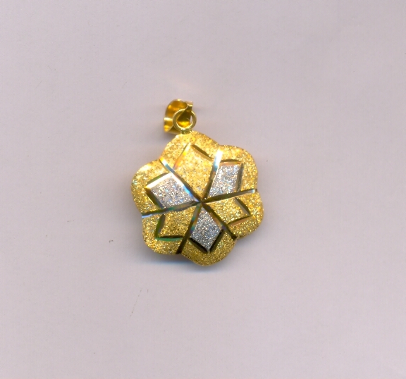 GOLD PENDENT PLAIN EXCLUSIVE
