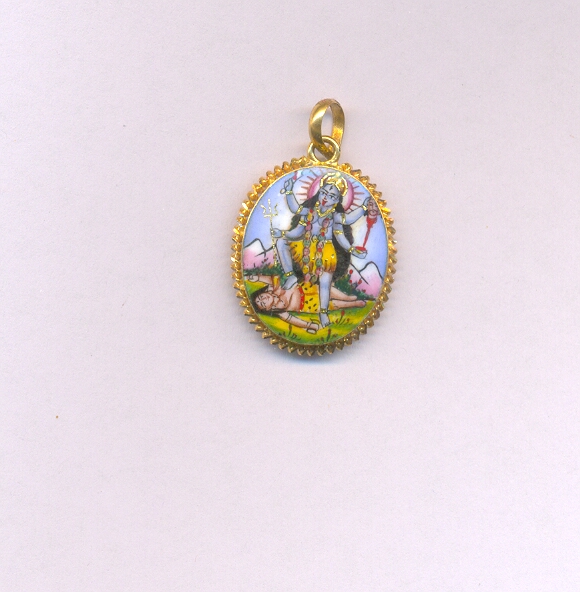 GOLD PENDENT PLAIN FANCY