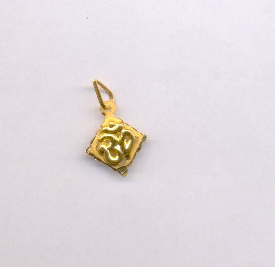 GOLD PENDENT PLAIN FANCY