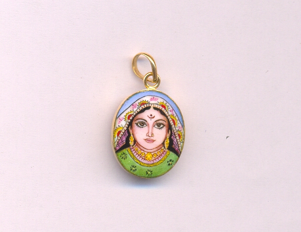 GOLD PENDENT PLAIN FANCY