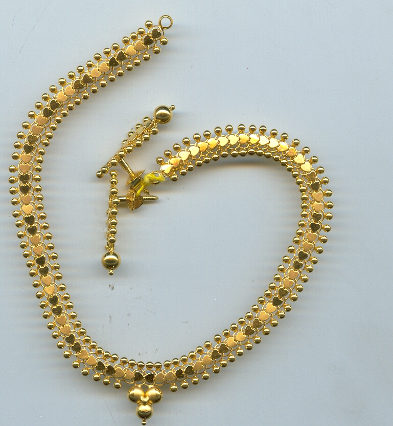 GOLD PENDENT PLAIN FANCY