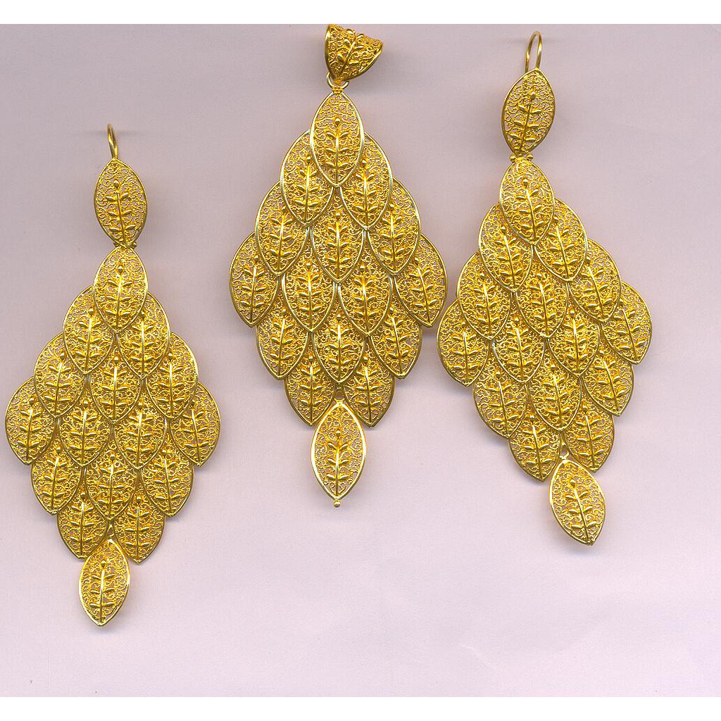 GOLD PENDENT PLAIN GENERAL