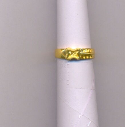 GOLD RING