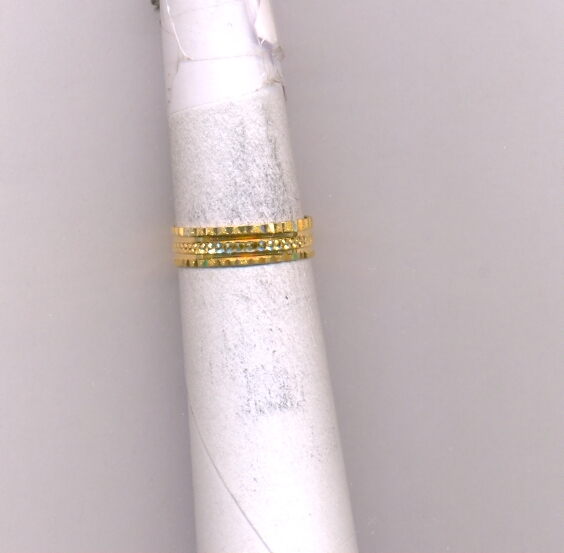GOLD RING