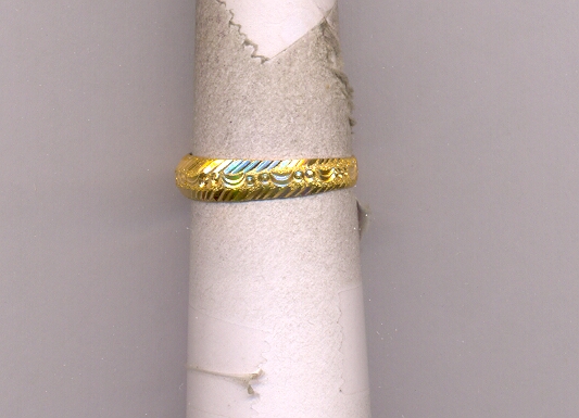 GOLD RING