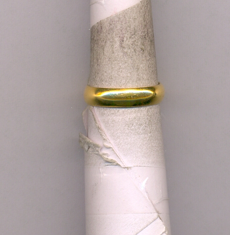 GOLD RING