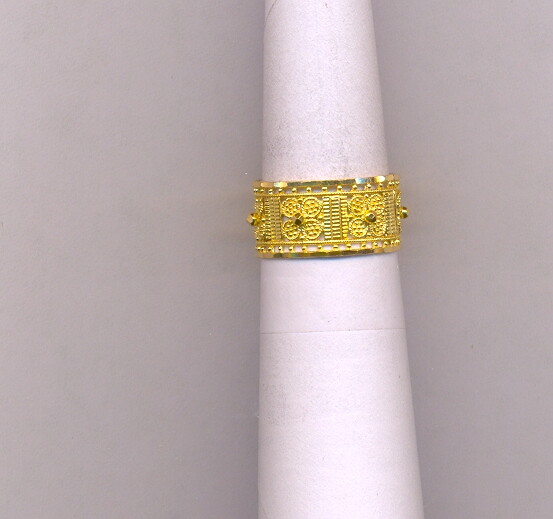 GOLD RING